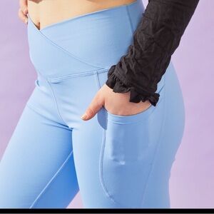 High rise leggings with pockets NWT